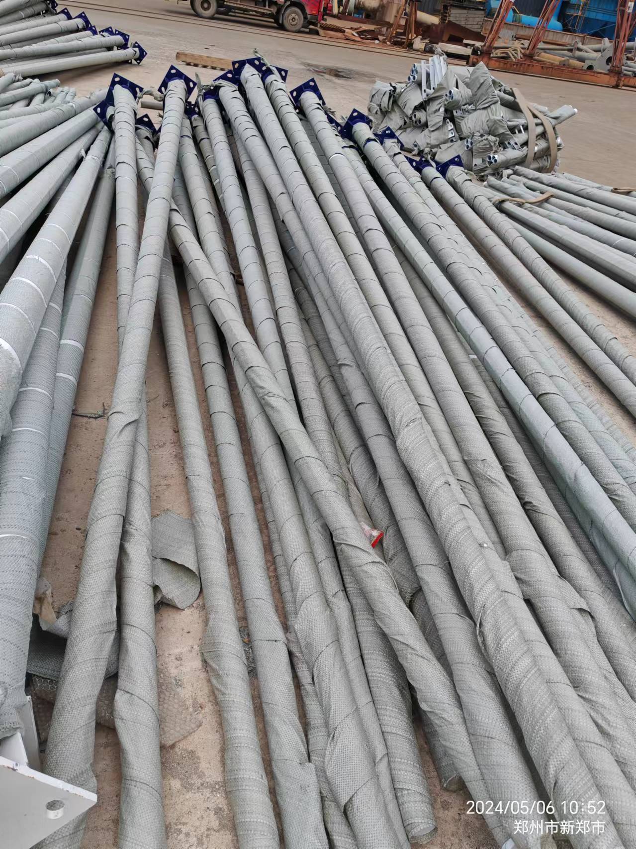 路杆灯和太阳能路杆灯